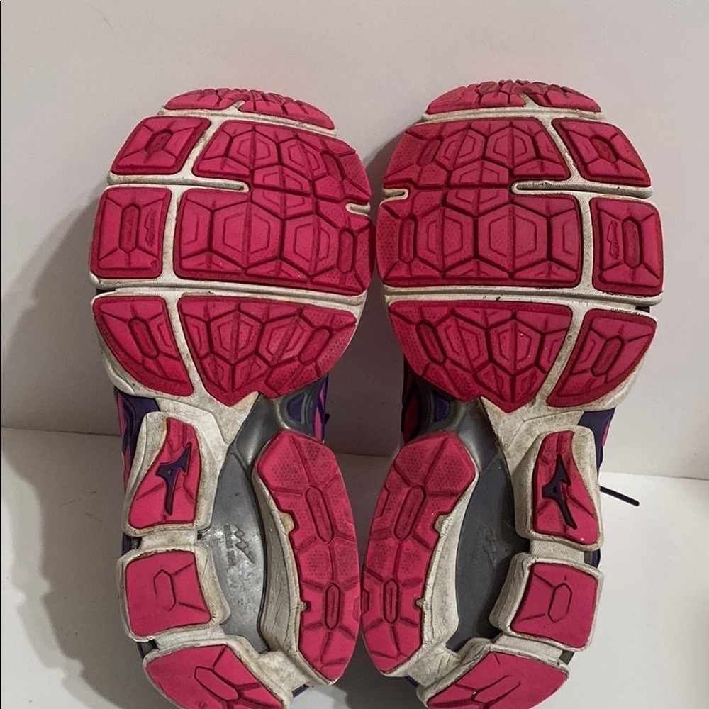 Mizuno Women's Pink and Purple Running Shoes Size 7.5 - Picture 7 of 11